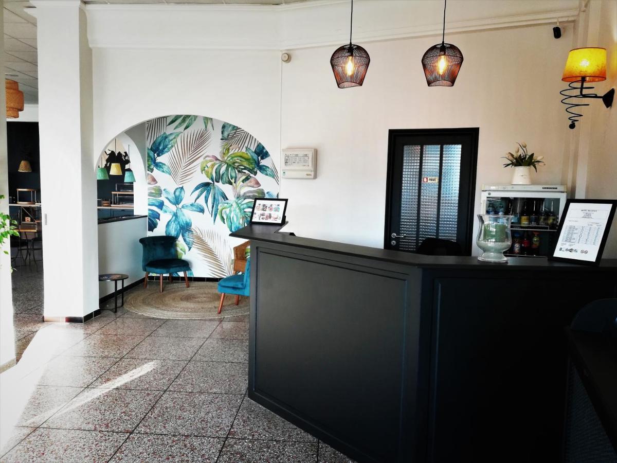 Le Regence Otel Arles Dış mekan fotoğraf